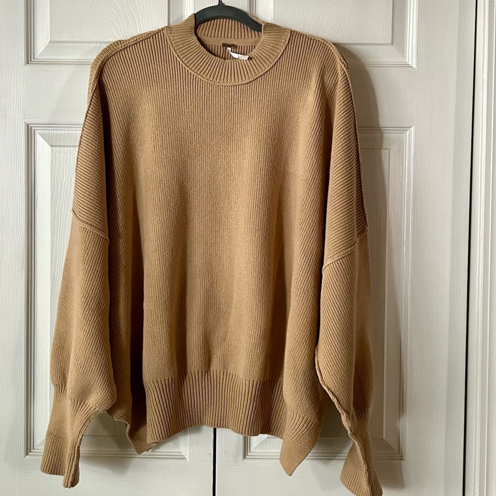 Free People Easy Street Tunic sweater -NWT SZ S